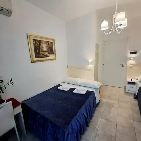 Otel Aurelia 2*