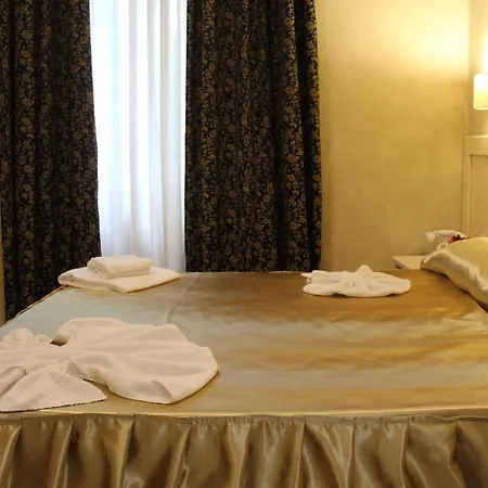 Aurelia Hotel